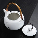 Théière en Porcelaine Blanche avec Filtre