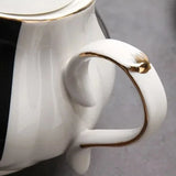 Théière en Porcelaine Blanche <br> à Pois ou Rayures 850ml