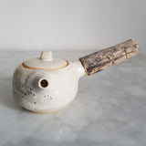 Théière en Porcelaine Blanche <br> Anse Bois 140-160ml