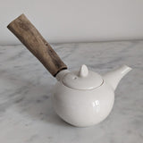 Théière en Porcelaine Blanche <br> Anse Bois 140-160ml