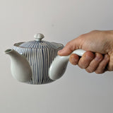 Grande Théière en Porcelaine Japonaise