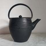 Théière en Fonte Design