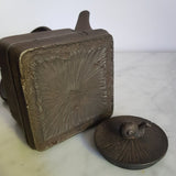 Bouilloire en Fonte <br> Pour Poêle à Bois 550ml