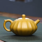 théière jaune