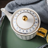 Théière en Porcelaine <br> Russe 730ml