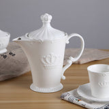 Cafetière en Porcelaine Blanche