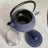 Théière Bleue en Fonte <br> Iwachu Kikko 650 ou 900ml