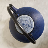 Théière en Fonte Japonaise Bleue <br> Oigen 900ml