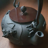 Théière en Fonte <br> Dragon 1.2L