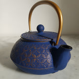 Théière en Fonte Bleue <br> Iwachu Shippo 650ml