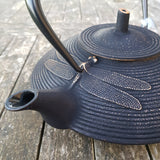 Théière en Fonte Libellule <br> Iwachu 0.5-1.2L