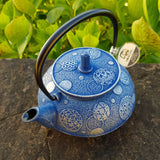 Théière du Japon en Fonte Bleue <br> Iwachu Mari Asobi 650ml