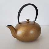 Théière en Fonte dorée