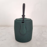 Théière en Fonte Verte du Japon <br> Wazuqu Wabi 600ml
