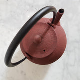 Théière en Fonte Japonaise Rouge <br> Wazuqu Hikime 950ml