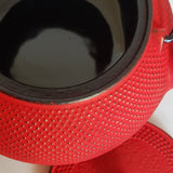 Théière en Fonte Japonaise Rouge <br> Iwachu Arare 600ml
