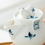 Théière en Porcelaine <br> Bleue et Blanche 190ml