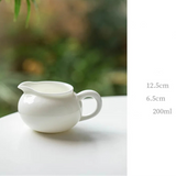 Petit pichet en porcelaine <br> 200 à 400 ml