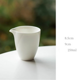 Petit pichet en porcelaine <br> 200 à 400 ml