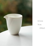 Petit pichet en porcelaine <br> 200 à 400 ml