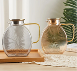 Grande carafe pour porte de frigo