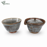 Théière et Tasse Assorties