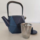 Théière en fonte Origami <br> Iwachu Zakuro 700 ml