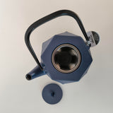 Théière en fonte Origami <br> Iwachu Zakuro 700 ml