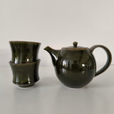 Théière Japonaise et Tasses Assorties <br> Rouge ou Vert 550ml