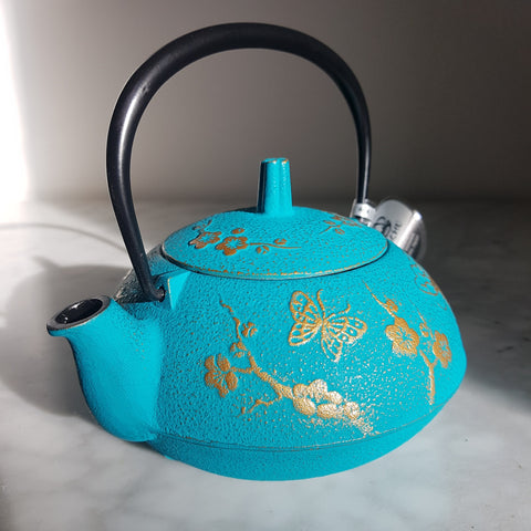 Théière de type japonaise rose en fonte 1 litre Théière de type japonaise rose en fonte 1 litre